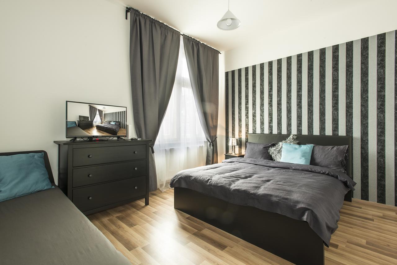 Neklanova Apartments Прага Экстерьер фото
